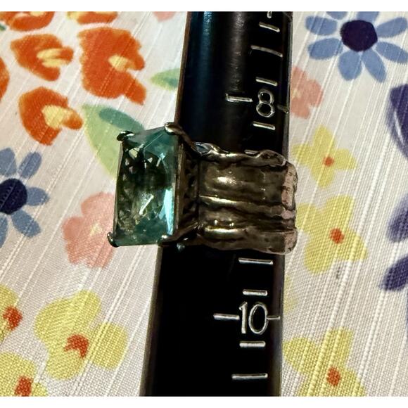 Silpada Silver Ring with Blue Gemstone - Picture 6 of 11